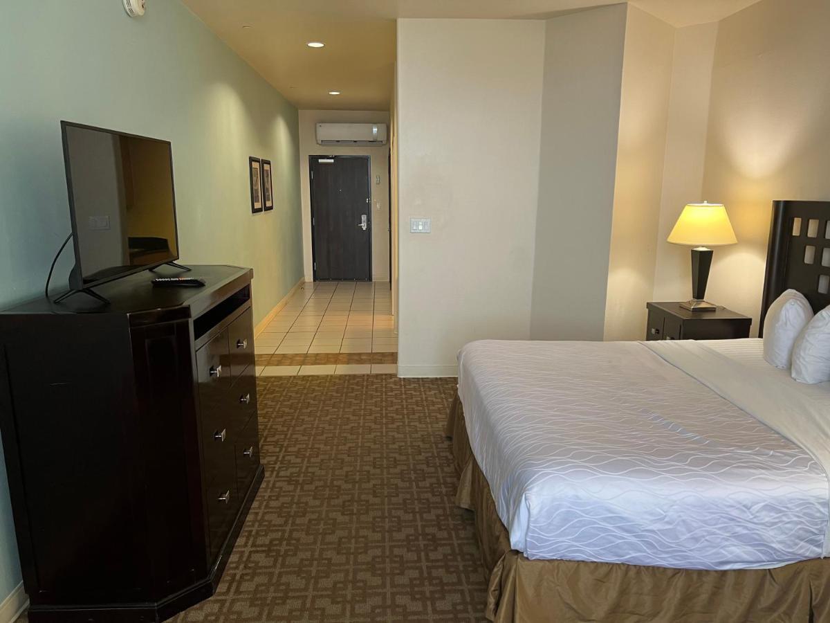 Sunchase Inn & Suites South Padre Island Exterior photo
